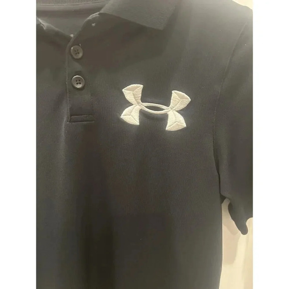 EUC Boys Under Armour Heat Gear Big Logo Black Short Sleeve Golf Polo Top - Picture 3 of 5